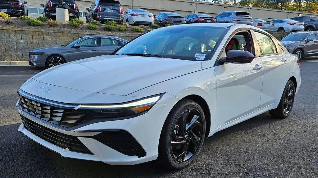 2026 Hyundai ELANTRA SEL Sport Premium