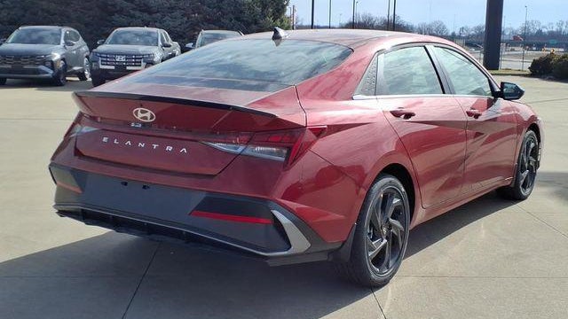 2026 Hyundai ELANTRA SEL Sport Premium