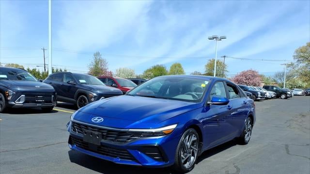 Preowned 2024 Hyundai ELANTRA SEL for Sale