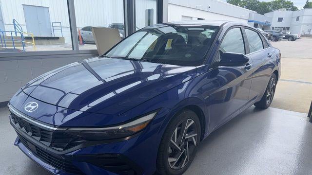 Preowned 2024 Hyundai ELANTRA SEL for Sale