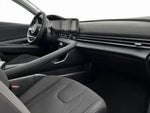 2025 Elantra Thumbnail 18