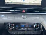 2025 Elantra Thumbnail 32