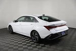2025 Elantra Thumbnail 23
