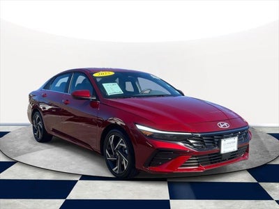 2025 Hyundai Elantra SEL Convenience 4DR Sedan
