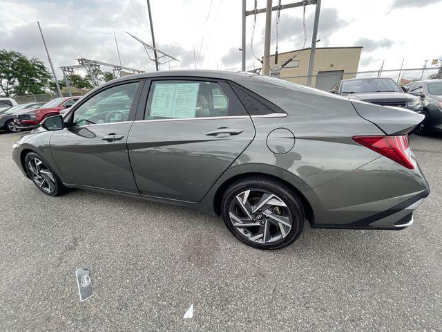 2025 Hyundai Elantra - $23,995