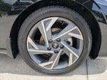 2025 Elantra Thumbnail 9