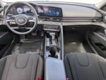 2025 Elantra Thumbnail 13