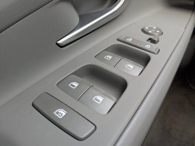 2025 Hyundai Elantra - $26,133