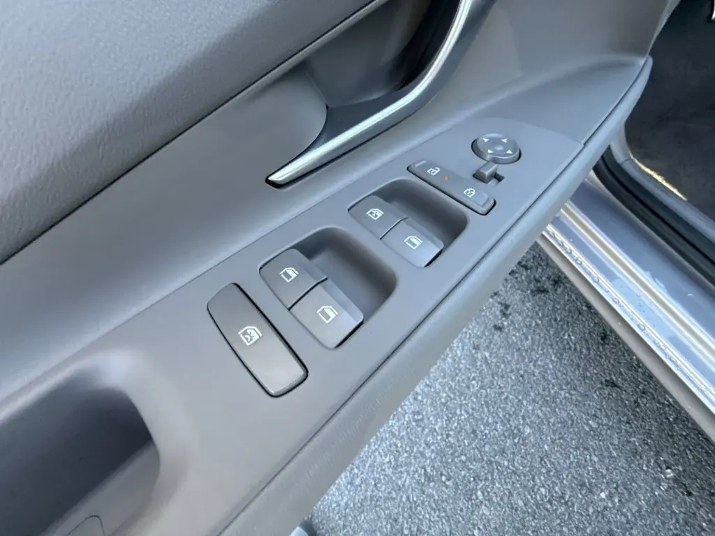 2026 Hyundai Elantra - $22,781