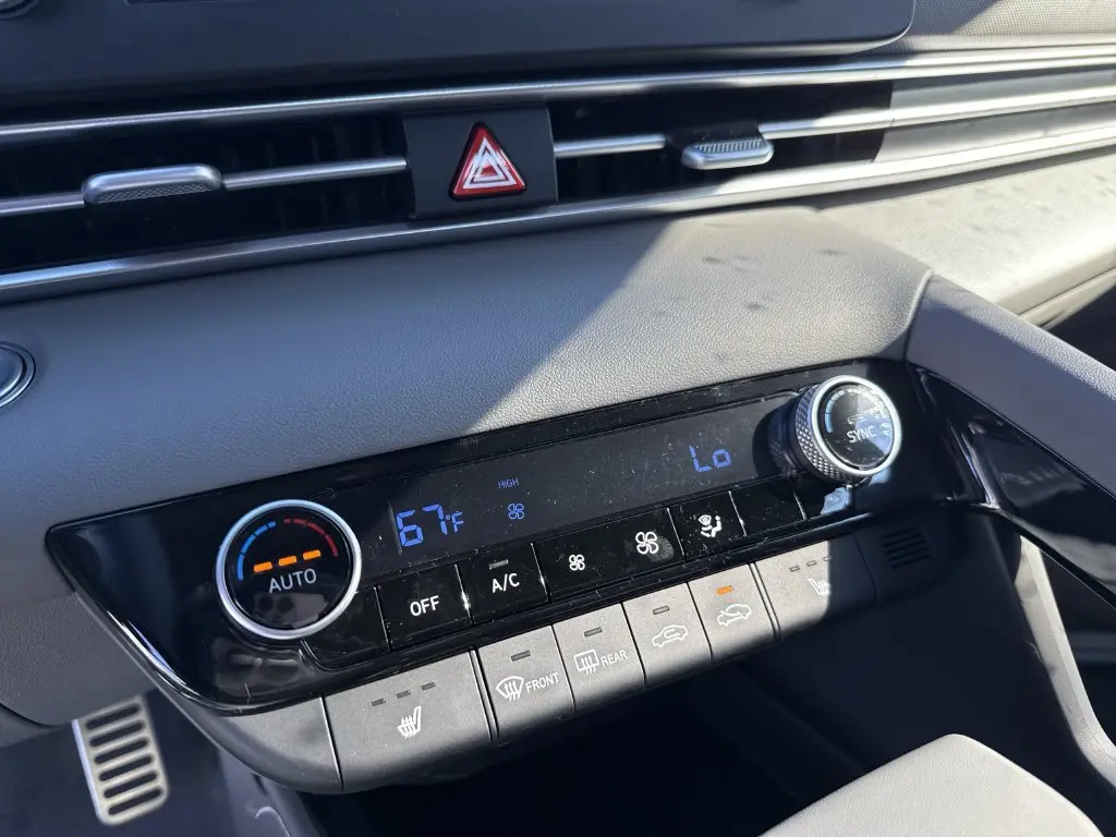 2026 Hyundai Elantra - $22,781