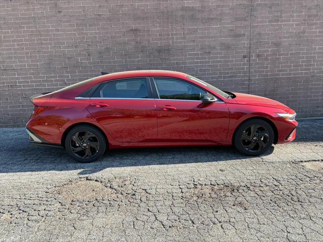 2026 Hyundai Elantra - $27,430