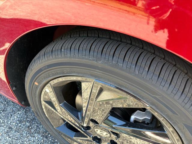 2026 Hyundai Elantra - $27,430