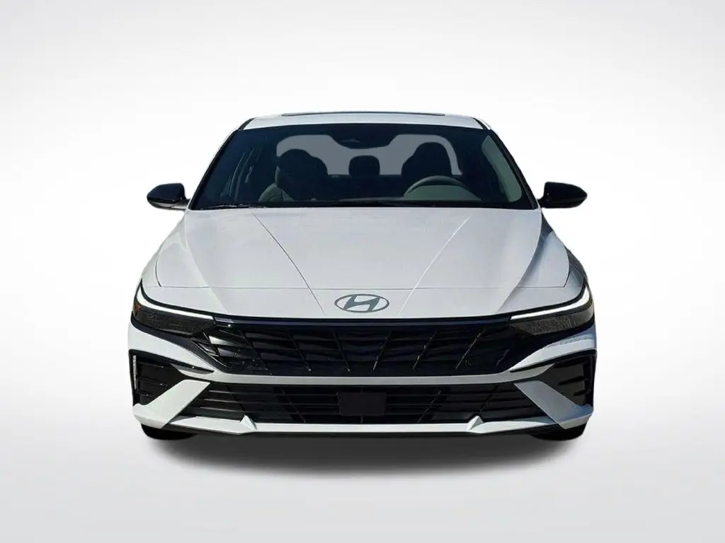 2026 Hyundai Elantra - $27,500