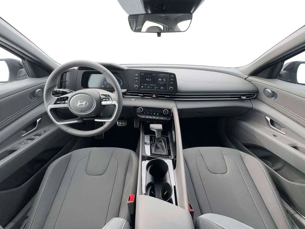 2026 Hyundai Elantra - $27,500