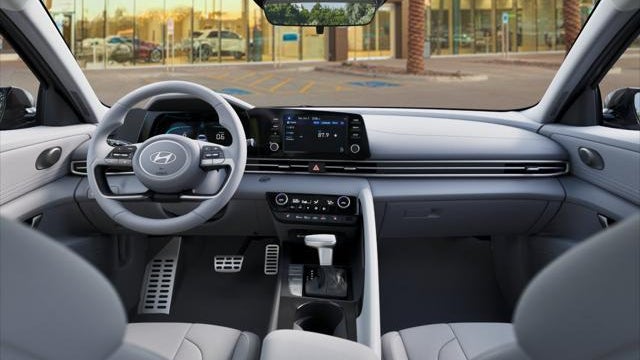 2026 Hyundai ELANTRA SEL Sport Premium