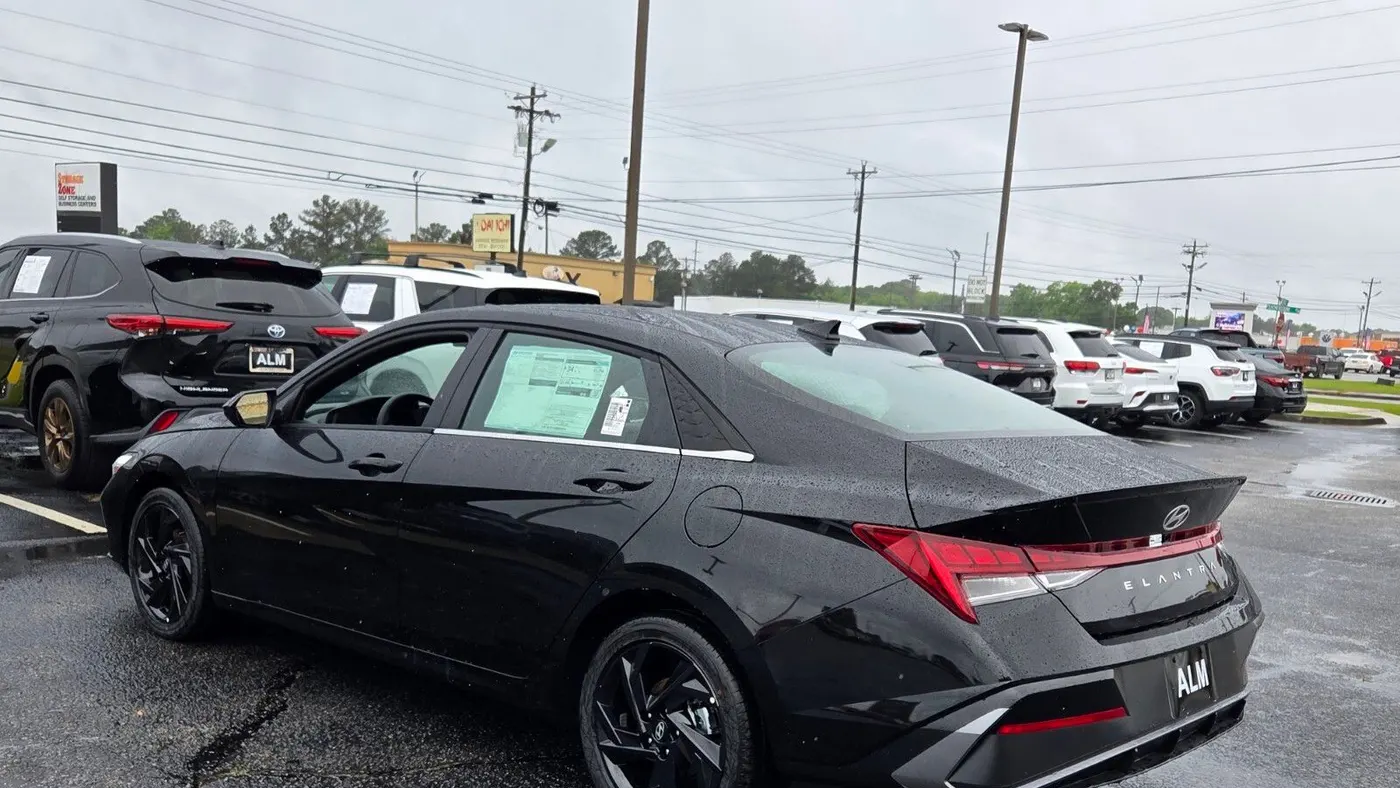 2026 Hyundai ELANTRA SEL Sport Premium