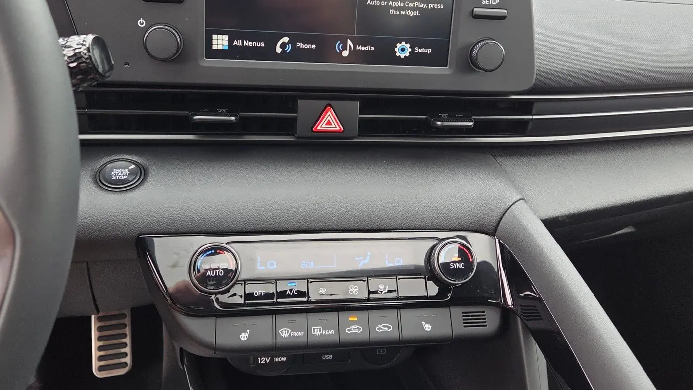 2026 Hyundai ELANTRA SEL Sport Premium