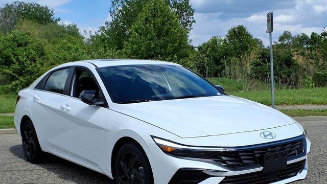 Preowned 2026 Hyundai ELANTRA SEL Sport Premium for Sale