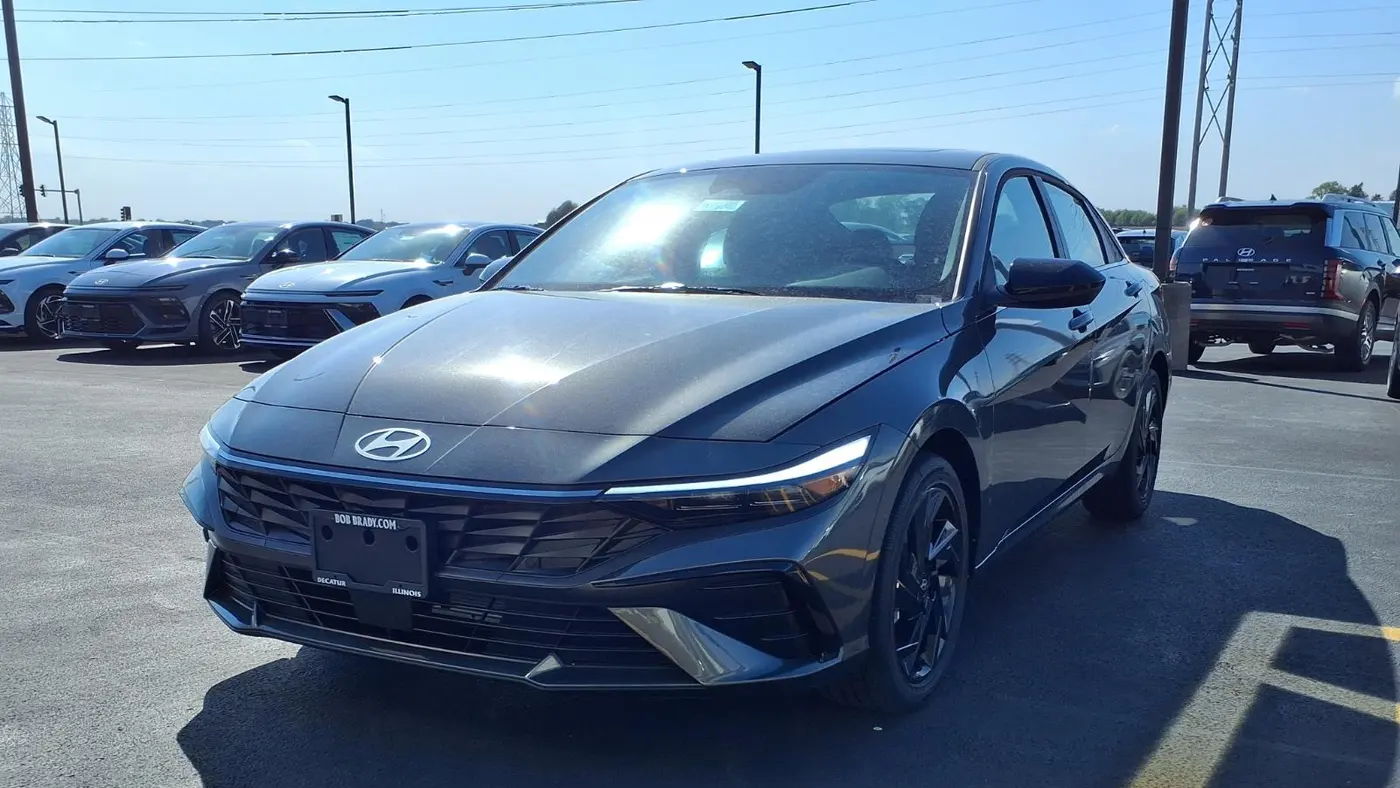 2026 Hyundai ELANTRA SEL Sport Premium