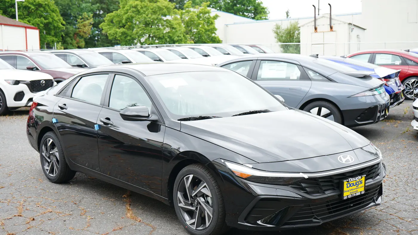 2026 Hyundai ELANTRA SEL Sport Premium