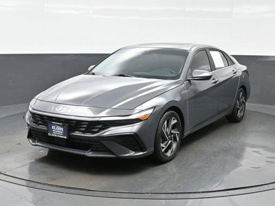 2024 Hyundai Elantra SEL 4DR Sedan