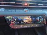 2024 Elantra Thumbnail 28
