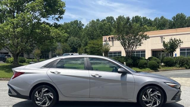 2025 Hyundai ELANTRA SEL Convenience