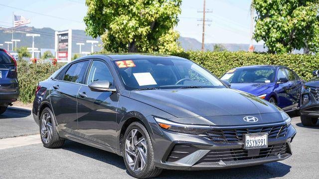2025 Hyundai ELANTRA SEL Convenience