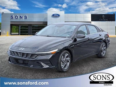 2025 Hyundai Elantra SEL Convenience 4DR Sedan