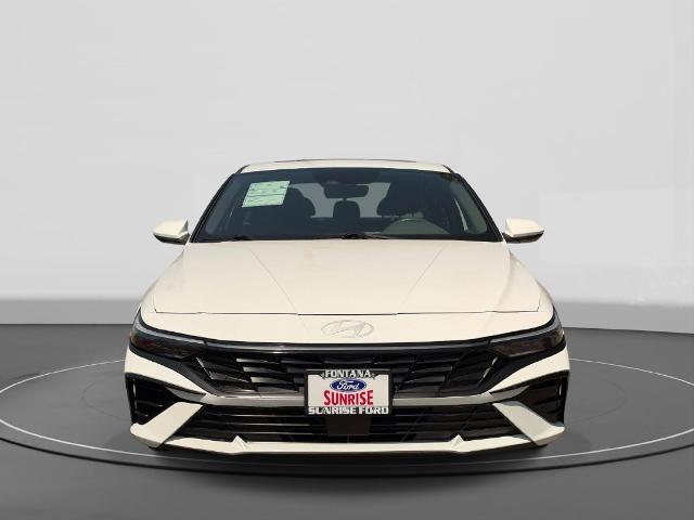 2025 Hyundai Elantra - $18,185