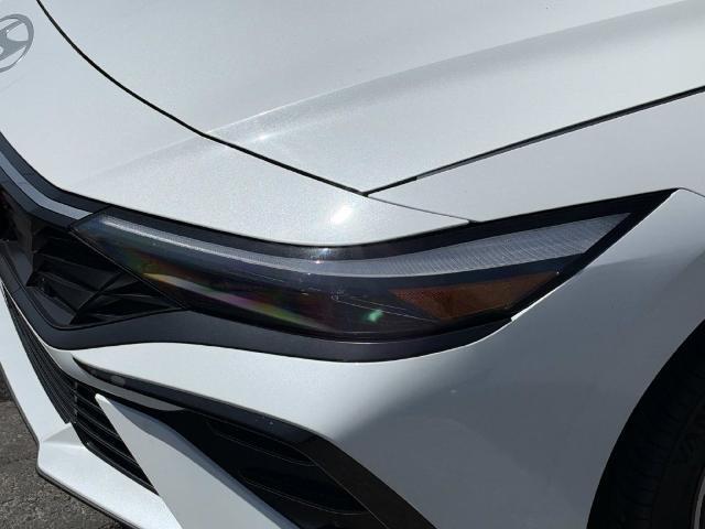 2025 Hyundai Elantra - $18,185