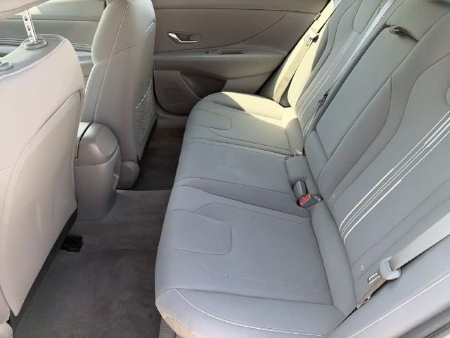 2025 Hyundai Elantra - $18,185