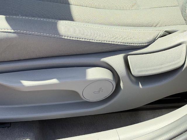 2025 Hyundai Elantra - $18,185