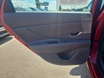 2025 Elantra Thumbnail 30