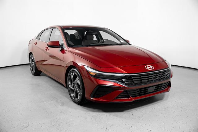 2025 Hyundai Elantra - $19,500