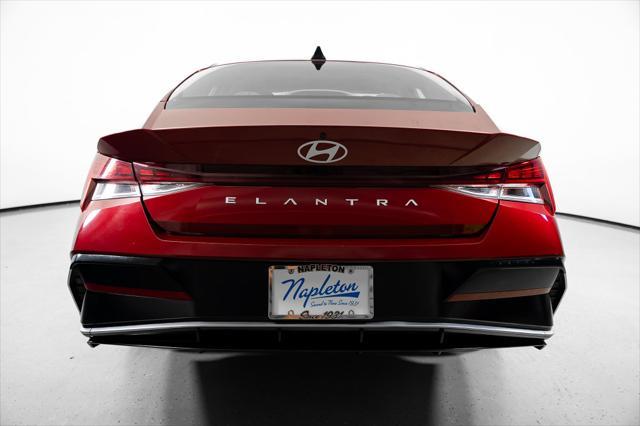 2025 Hyundai Elantra - $19,500