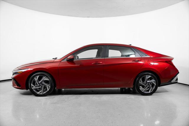 2025 Hyundai Elantra - $19,500