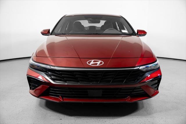2025 Hyundai Elantra - $19,500