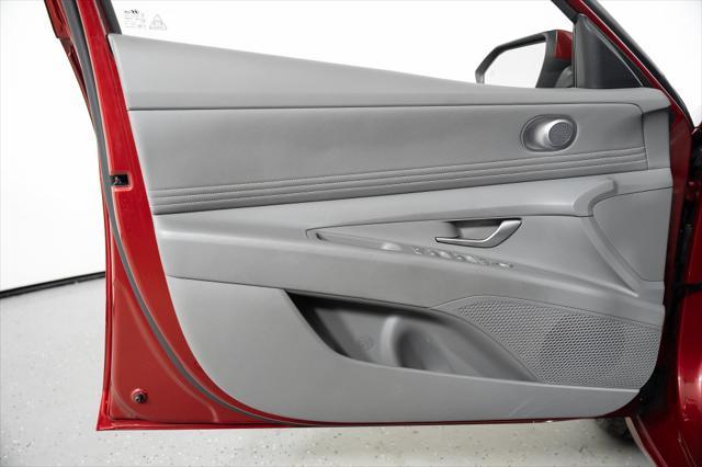 2025 Hyundai Elantra - $19,500