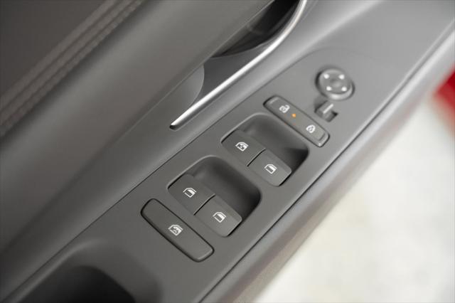 2025 Hyundai Elantra - $19,500