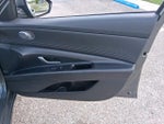2025 Elantra Thumbnail 16
