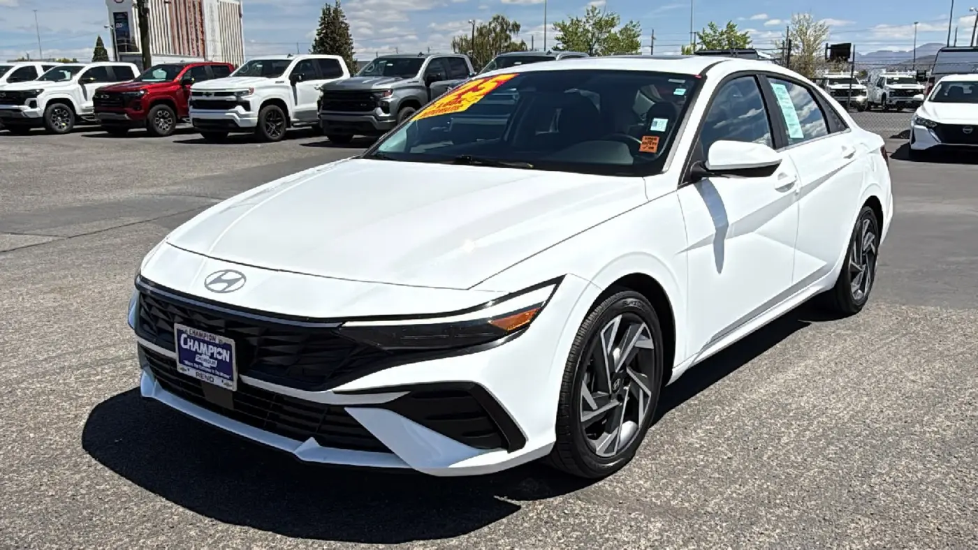Preowned 2025 Hyundai ELANTRA SEL Convenience for Sale