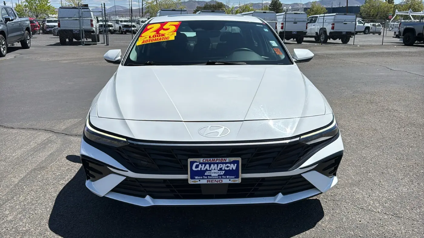 2025 Hyundai ELANTRA SEL Convenience
