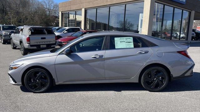 2026 Hyundai ELANTRA SEL Sport Premium