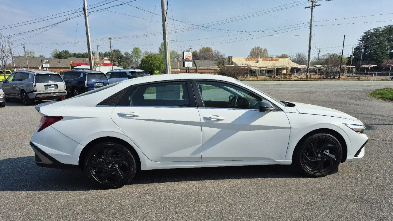 2026 Hyundai ELANTRA SEL Sport Premium