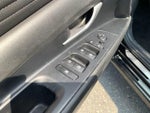 2024 Elantra Thumbnail 17