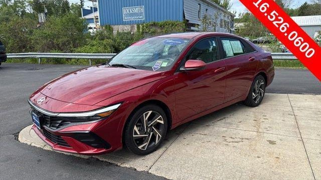 2024 Hyundai ELANTRA SEL