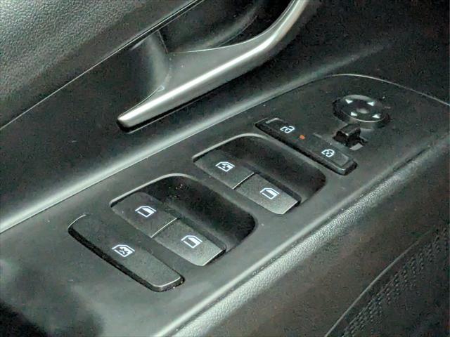 2024 Hyundai Elantra - $19,625