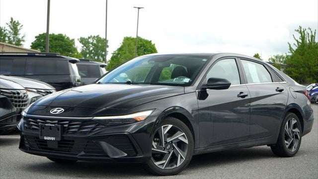 Preowned 2024 Hyundai ELANTRA SEL for Sale