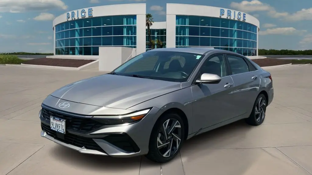 Preowned 2024 Hyundai ELANTRA SEL for Sale
